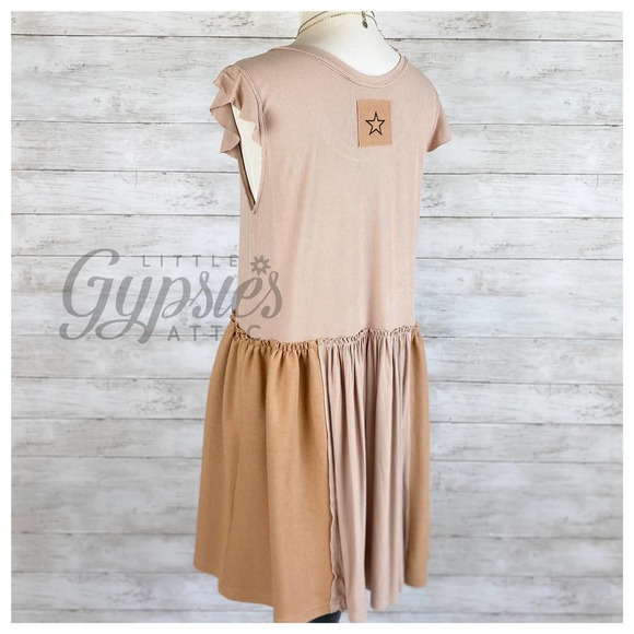 POL Caramel Star Swing Dress - Picture 4 of 12